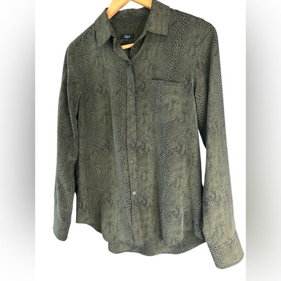 RAILS SILK KATE GREEN PYTHON BLOUSE - Picture 6 of 9